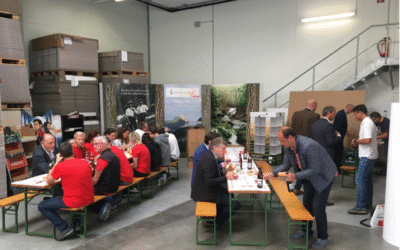 NEUER KLEBETISCH – bauernfeind Druck + Display GmbH ist fit für die Zukunft